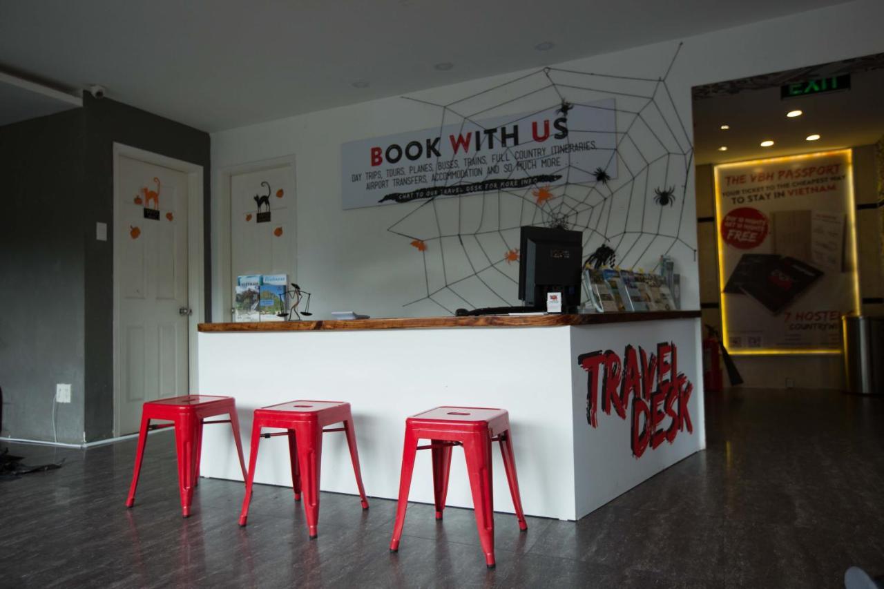 Vietnam Backpacker Hostels - Saigon Хошимин Экстерьер фото
