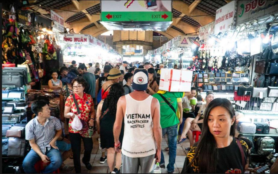 Vietnam Backpacker Hostels - Saigon Хошимин Экстерьер фото