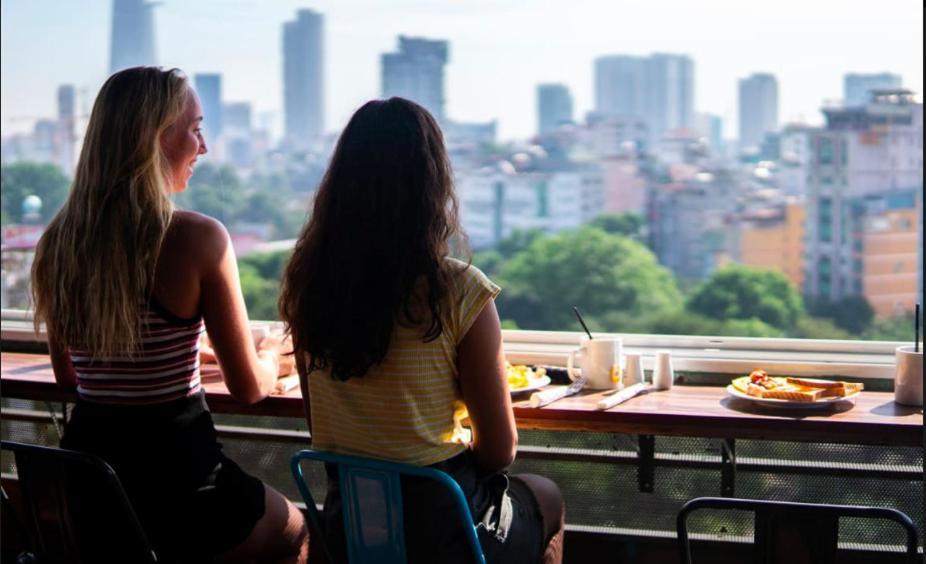 Vietnam Backpacker Hostels - Saigon Хошимин Экстерьер фото